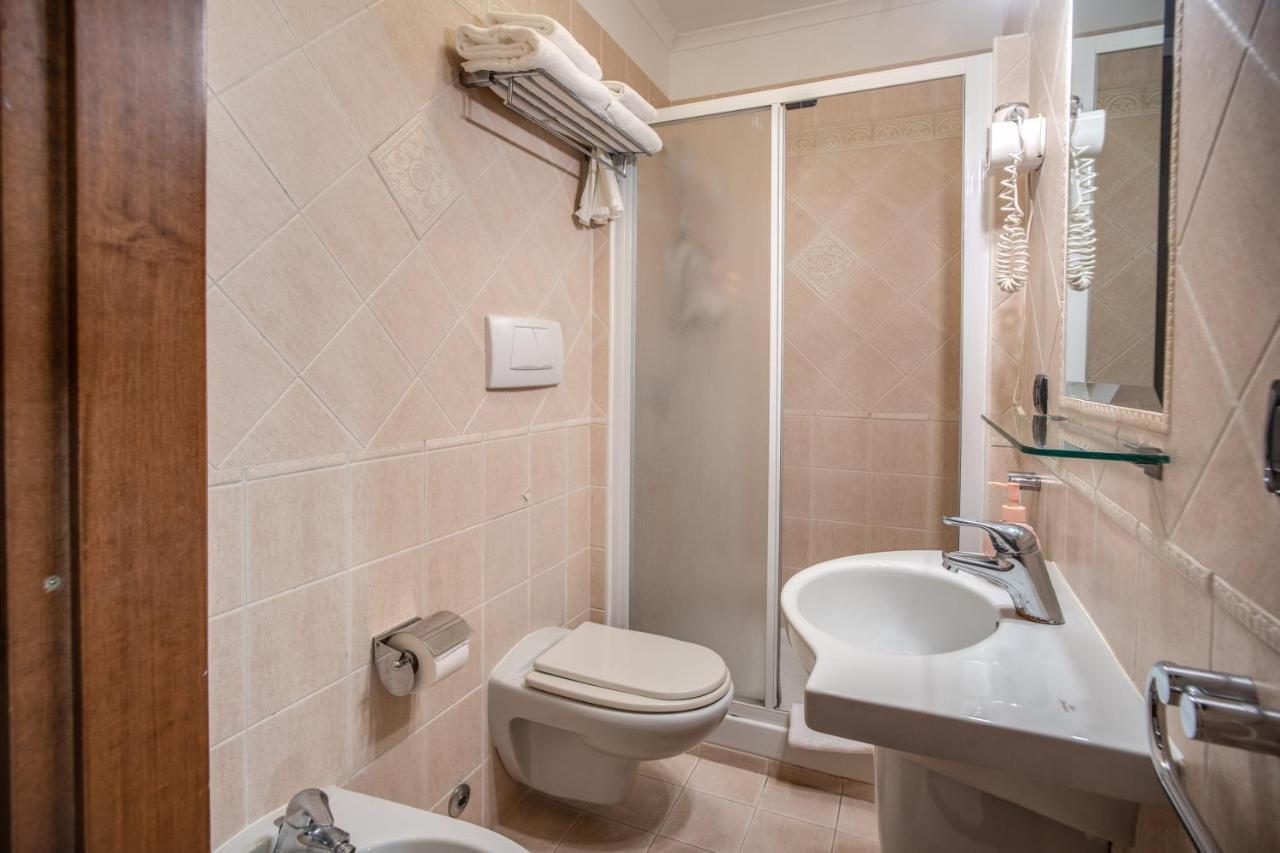 Nakissa Inn Roma Dış mekan fotoğraf