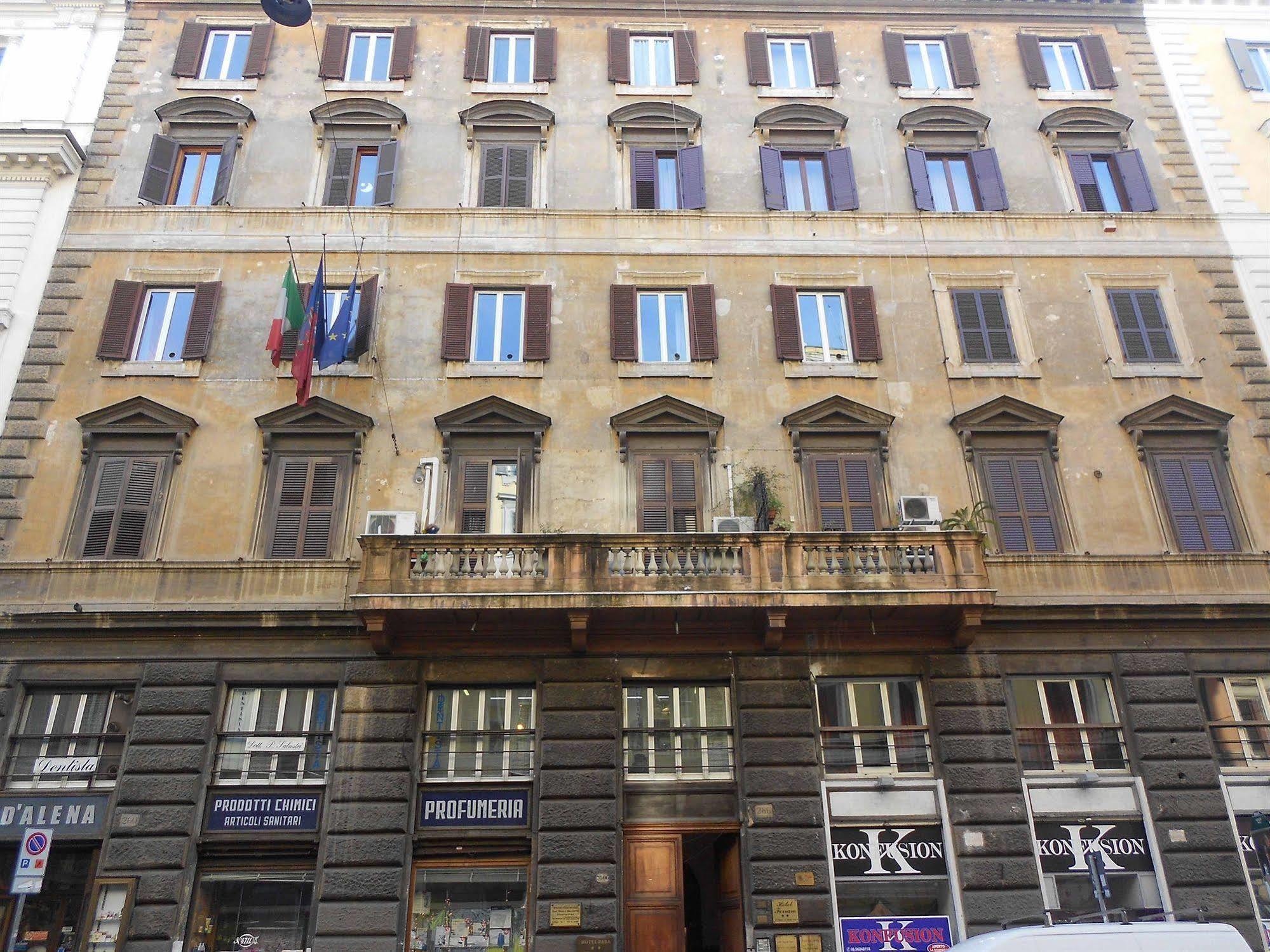 Nakissa Inn Roma Dış mekan fotoğraf